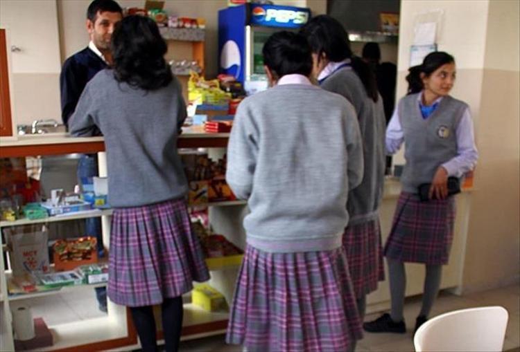 Okul kantinlerinde tarihi karar 675 ürüne onay çıktı: İşte tam yasaklı ürün listesi