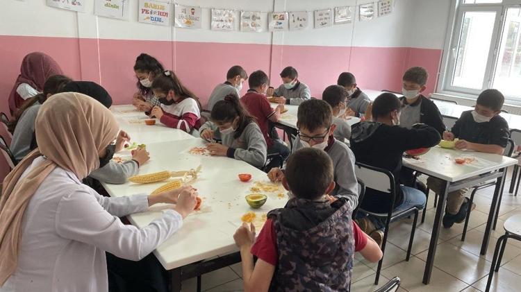 ENERJİ İÇECEĞİ, GAZLI İÇECEKLER, CİPS VE ÇİKOLATA KANTİNDE YOK