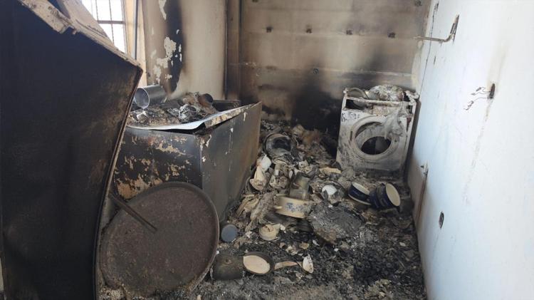 Astım krizi hayatlarını kurtardı, 20 yıllık birikim kül oldu ‘Yalan dünyanın cennetiydi’