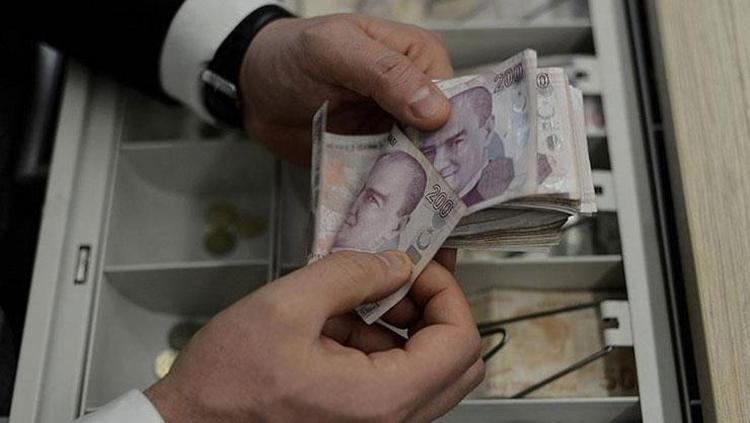 Bankada parası olanlar dikkat Mevduat faizi dibi gördü