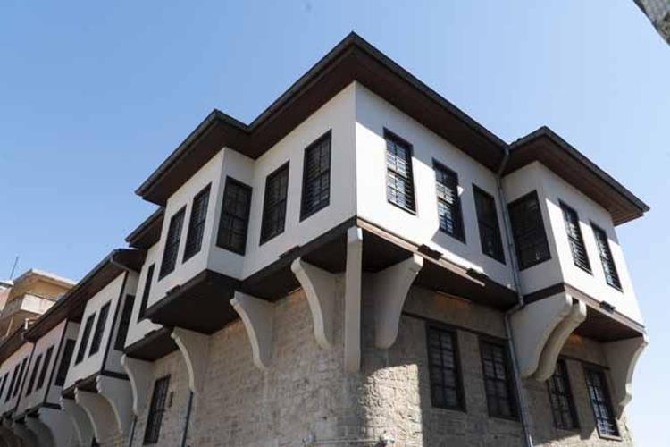 “FESTİVAL ŞEHRİMİZİN MORALİNE, SOSYAL HAYATINA VE KÜLTÜREL CANLILIĞINA GÜÇ KATACAK”