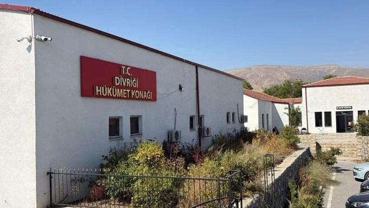 11 aylık Büşra 4 gündür kayıp | Anne itiraf etti, baba suçlamaları reddetti 9 gözaltı