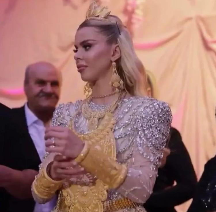 Altınları olay yaratmıştı Vanlı Kara Haydarın eşi Çağla Öz tutuklandı