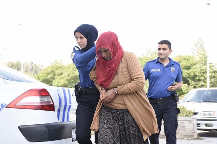 Kayıp 11 aylık Büşra’dan 5 gündür haber yok Babanın tavırları dikkat çekti