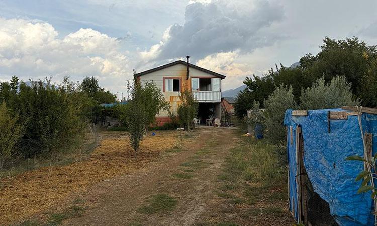 Antalyada aile faciası Eşini, kayınvalidesini ve kayınpederini katletti