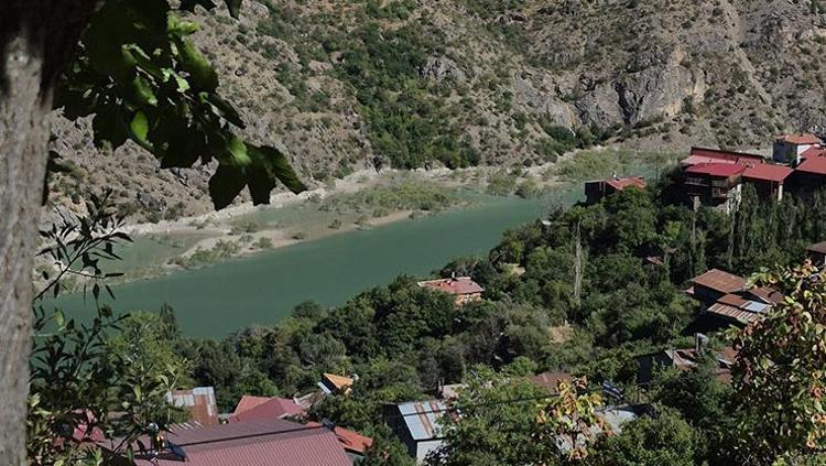 Doğu Anadolunun gizli cenneti: 600 metrelik dev kanyondan asırlık lezzetlere