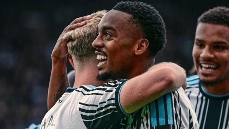 Beşiktaş’ta transfer bombası patlıyor Willock bedavaya geliyor