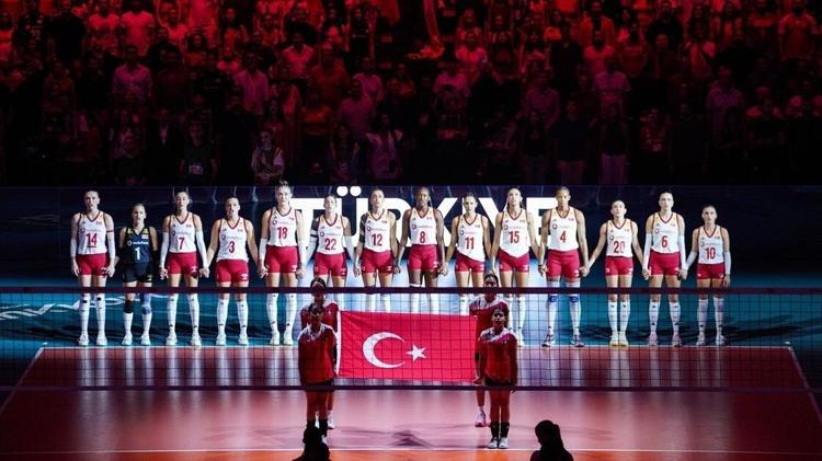 SARI-LACİVERTLİ FORMAYLA YENİ HEDEF: UMARIM O SENE BU SENE OLUR