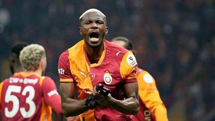 Victor Osimhen sahalara dönüyor İşte formayı giyeceği tarih