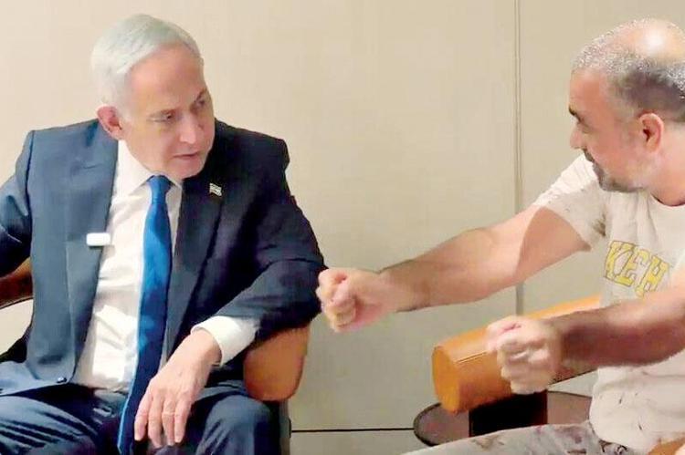 Uçak hızla düşerken kokpite girdi İzlediğim belgesel sayesinde kurtardım dedi, Netanyahu bile şaştı kaldı