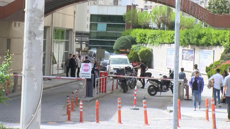 Yer: İstanbul Gerginliğin bitmediği sitede bu kez silahlar çekildi