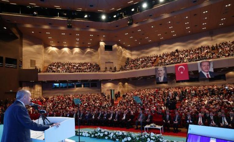Cumhurbaşkanı Erdoğan: Tek kalemde Cumhuriyet tarihinin en büyük öğretmen ataması