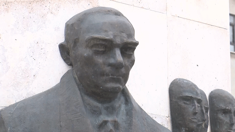 Bağcılarda Atatürk heykeli için benzerlik tartışması