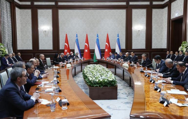 Cumhurbaşkanı Erdoğan ile Özbekistan Cumhurbaşkanı Mirziyoyev heyetler arası görüşme gerçekleştirdi