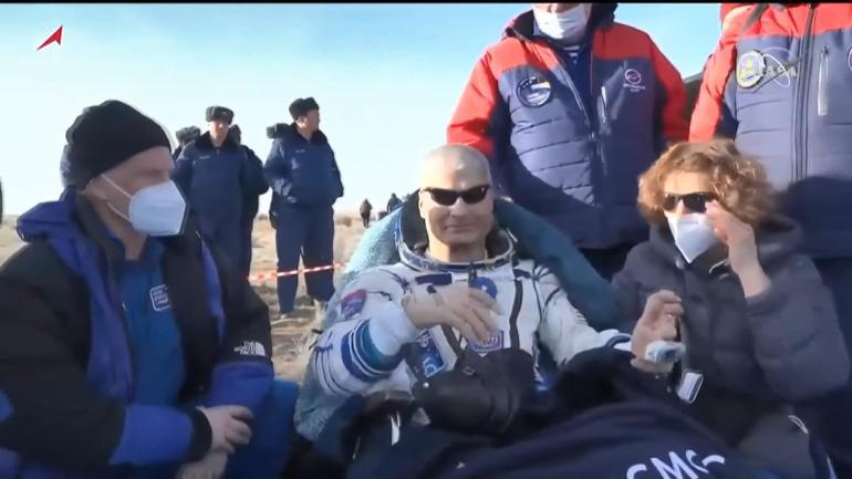 Soyuz MS-19 astronot ve kozmonotları, Dünya’ya döndü