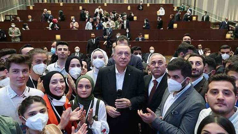 Son dakika... Cumhurbaşkanı Erdoğandan sosyal medya düzenlemesi açıklaması
