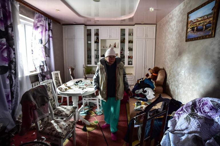 Rus askerleri Ukraynada kaldığı evi kullanılamaz hale getirdi