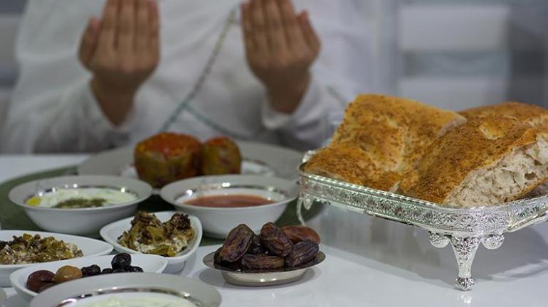 18 Nisan iftar vakti Akşam ezanı bugün saat kaçta okunacak İstanbul, Ankara, İzmir, Diyarbakır, Manisa ve il il Diyanet iftar saati