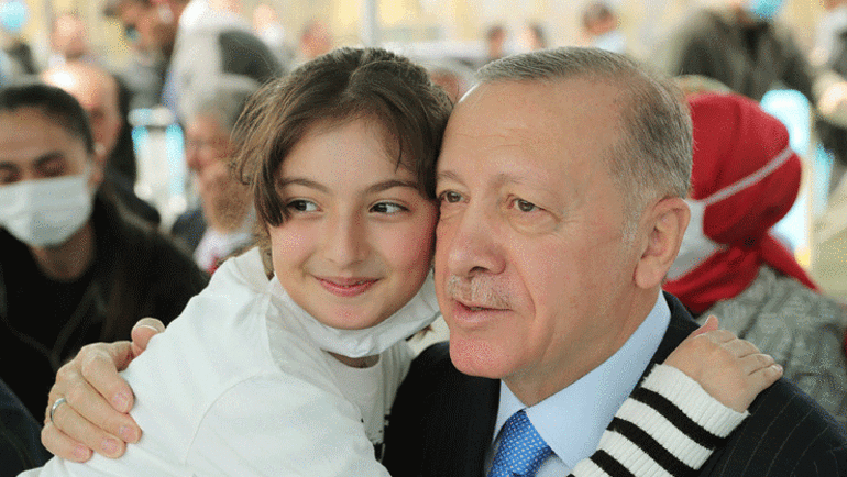 Son dakika... Cumhurbaşkanı Erdoğan: Tüm çocukların 23 Nisan Milli Egemenlik ve Çocuk Bayramını tebrik ediyorum