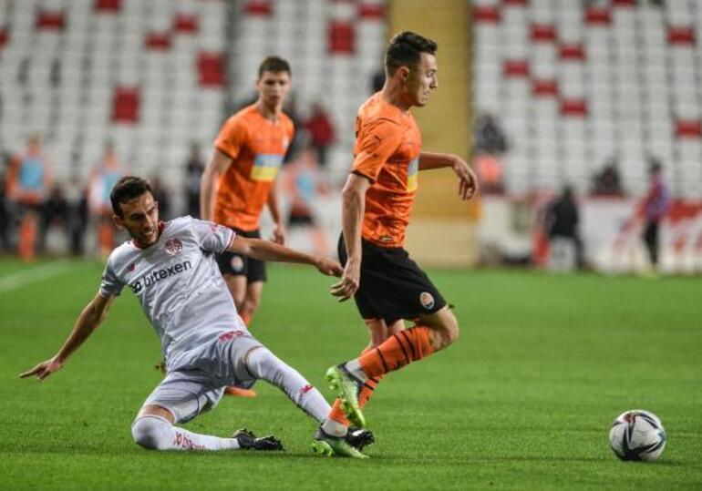 Antalyaspor, dostluk maçında Shakhtar Donetsk’e 2-1 yenildi