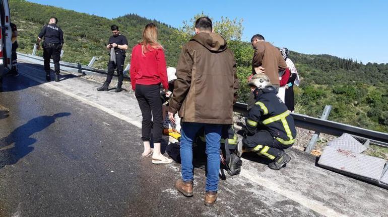 Yasak yolda feci kaza Kurtarılınca annesini aradı