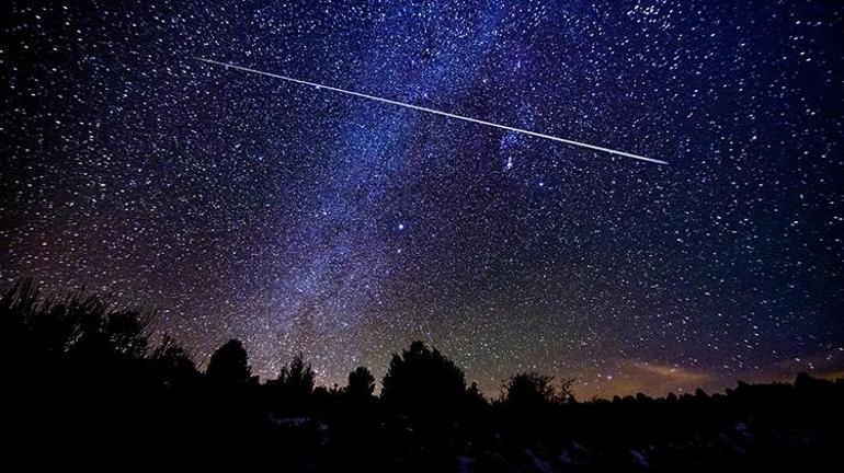 Perseid meteor yağmuru ne zaman 2022 Perseid göktaşı yağmuru Türkiye’den izlenebilecek mi