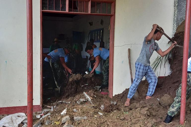 Deprem, Filipinleri yerle bir etti: 4 ölü