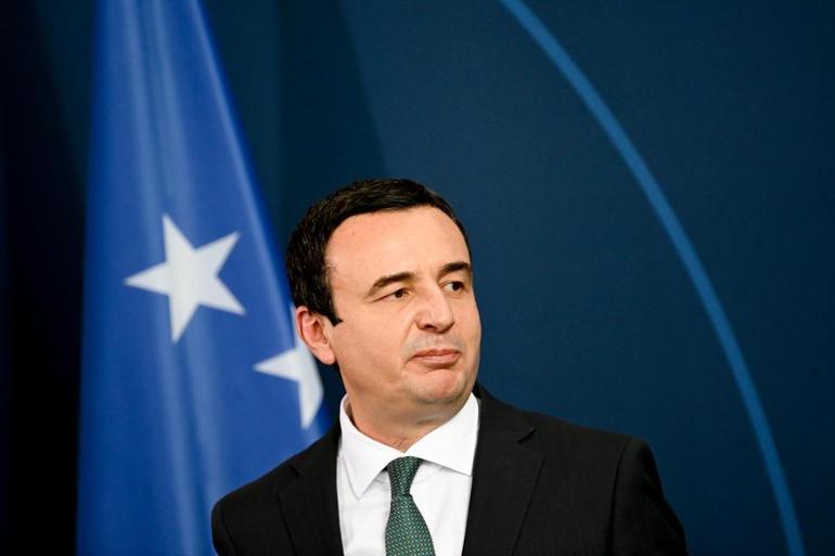 Kosovada neler oluyor Hükümet kritik kararı erteledi