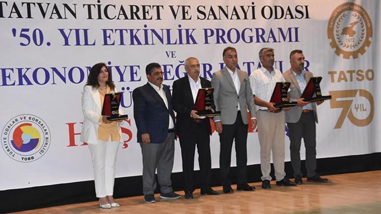TOBB Başkanı Hisarcıklıoğlu: Mart ayında Bitlis ve Tatvan yollarında TOGG arabasını göreceğiz