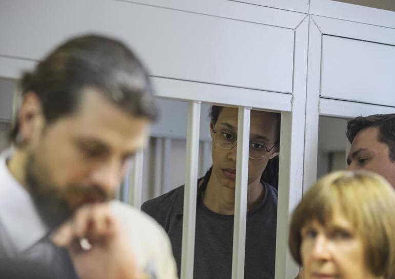 Rusya’dan ABD’li kadın basketbolcuya 9 yıl hapis