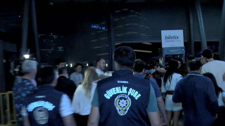 Kenan Doğulu konserinde polisten organizatöre telif baskını