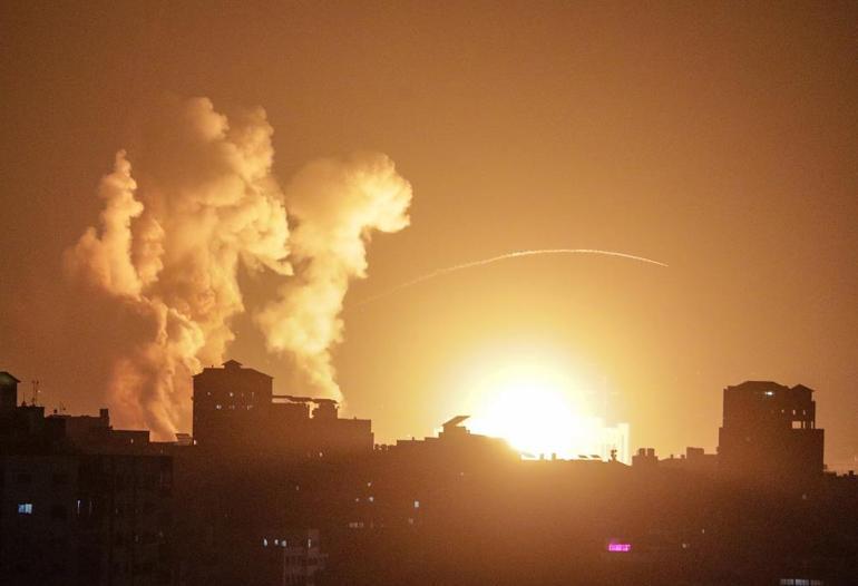 İsrail saldırıyor, Gazzede can kaybı giderek artıyor