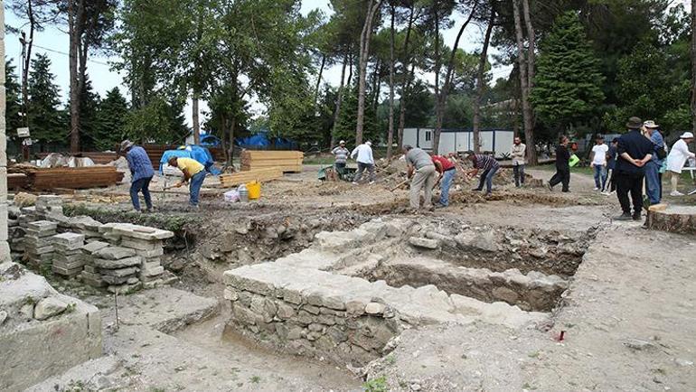 600 yıllık caminin restorasyonunda tarihi kalıntılara rastlandı