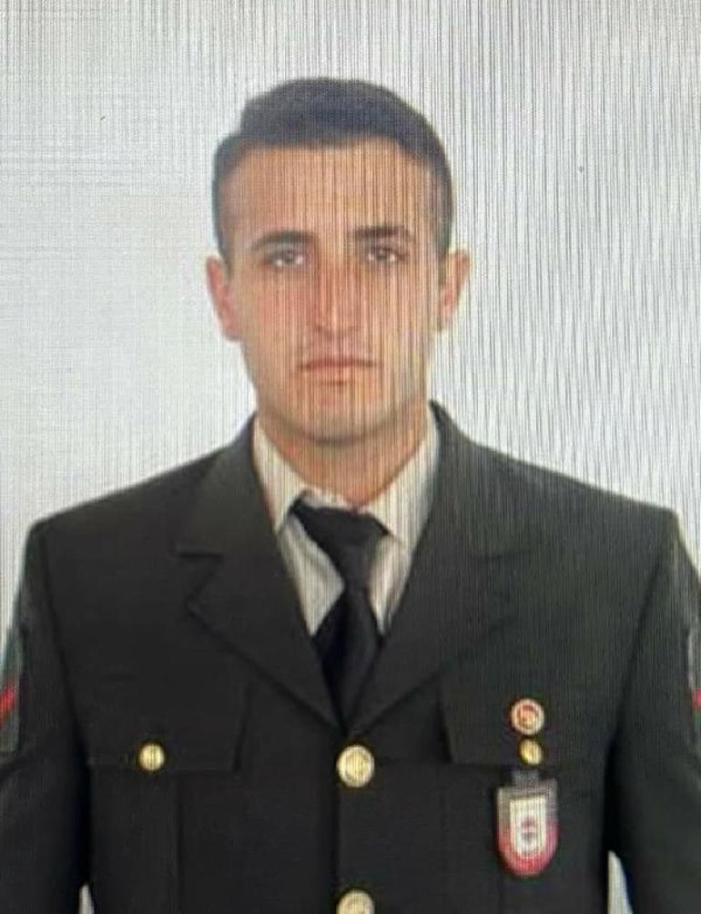 Uzman Onbaşı Mustafa Demir, son yolculuğuna uğurlandı