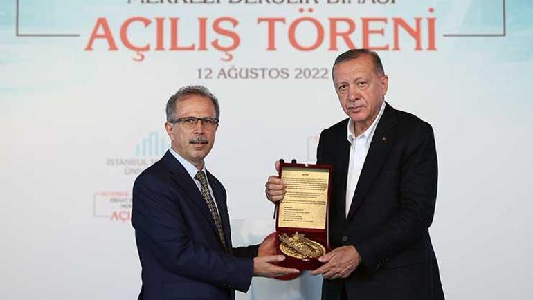 Cumhurbaşkanı Erdoğan: Ülkemizin en büyük üniversite kütüphanesi