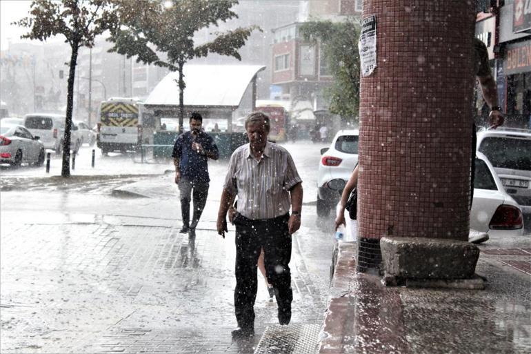 Meteoroloji uyarmıştı Bursada sağanak yağış etkili oldu