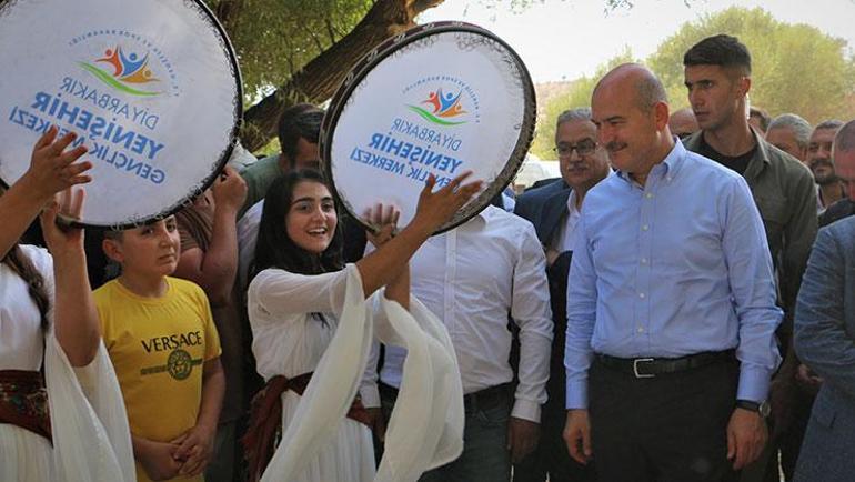 Bakan Soylu terörden temizlenen Bırkleyn mağaralarında gençlerle buluştu