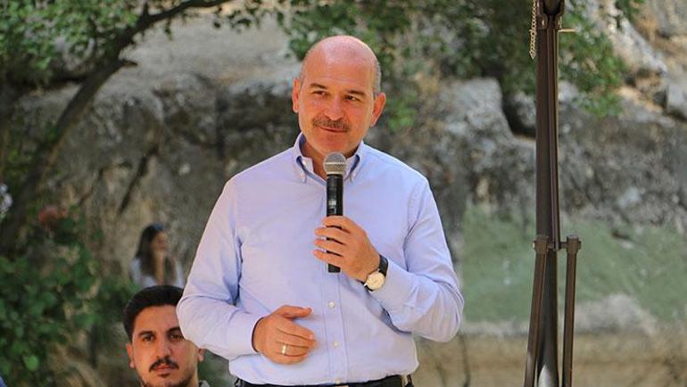 Bakan Soylu terörden temizlenen Bırkleyn mağaralarında gençlerle buluştu