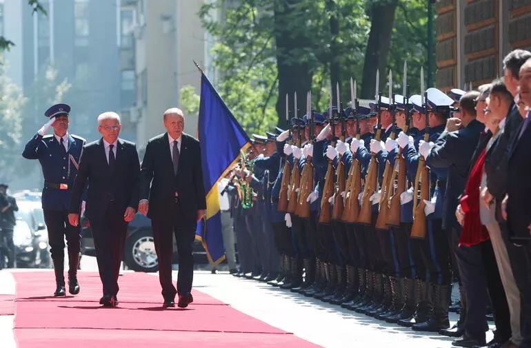 Cumhurbaşkanı Erdoğan duyurdu: Bosna Herseke kimlikle seyahat dönemi başlıyor