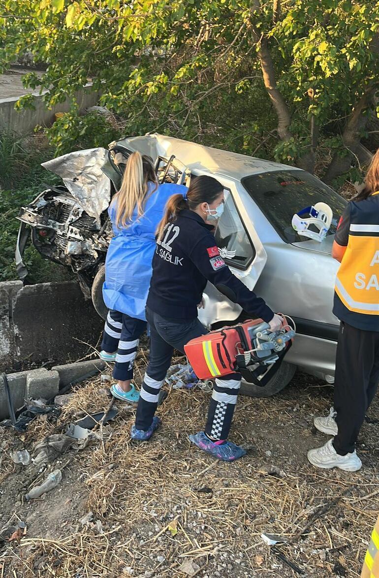 Kaza sonrası yol kenarına savruldu: 1 ölü, 1 yaralı