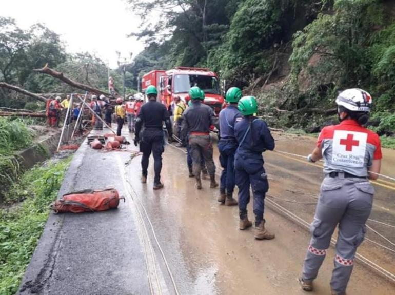 Kosta Rikada korkunç kaza: Çok sayıda ölü ve yaralı var