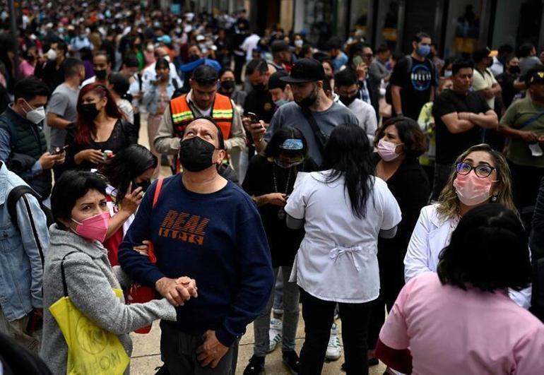 Meksikadaki şiddetli depremde acı bilanço ağırlaşıyor
