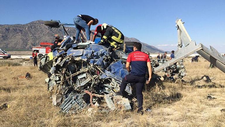 Denizlide yangın söndürme helikopteri düştü