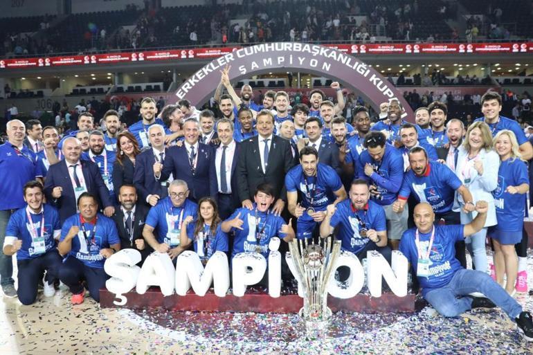 36. Cumhurbaşkanlığı Kupasının sahibi Anadolu Efes