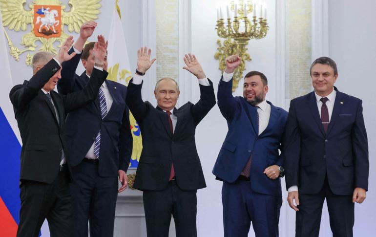 Zelenskiy, Rusya ile müzakere için tek şartını açıkladı: Putin giderse...