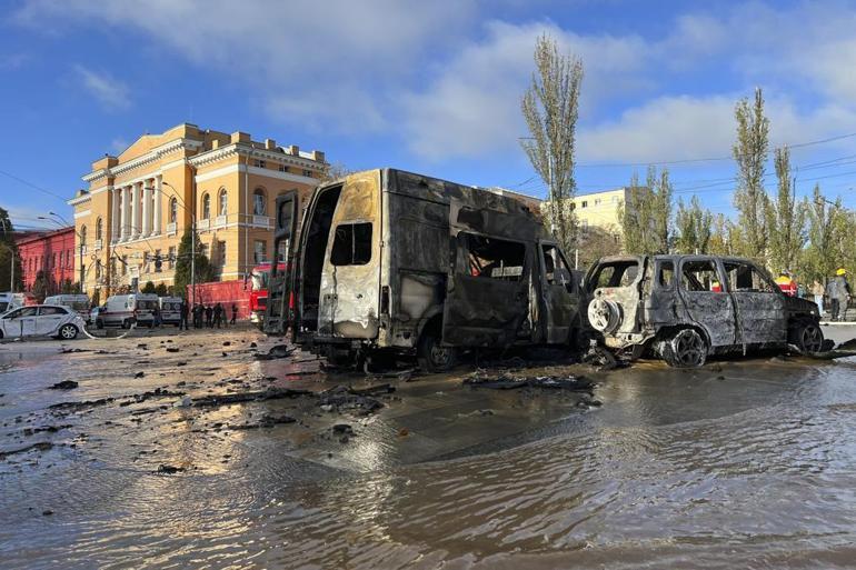Ukraynanın başkenti Kievde peş peşe patlamalar