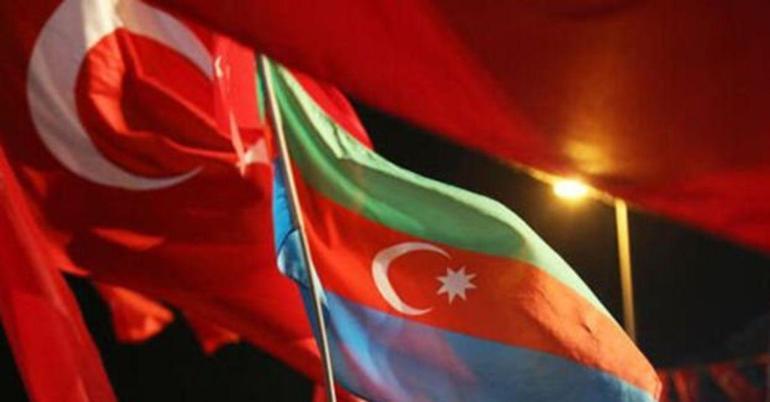 Azerbaycan Bağımsızlık Günü kutlama mesajları 18 Ekim Azerbaycan’ın Bağımsızlık Günü için Instagram, Facebook ve Whatsapp mesajları