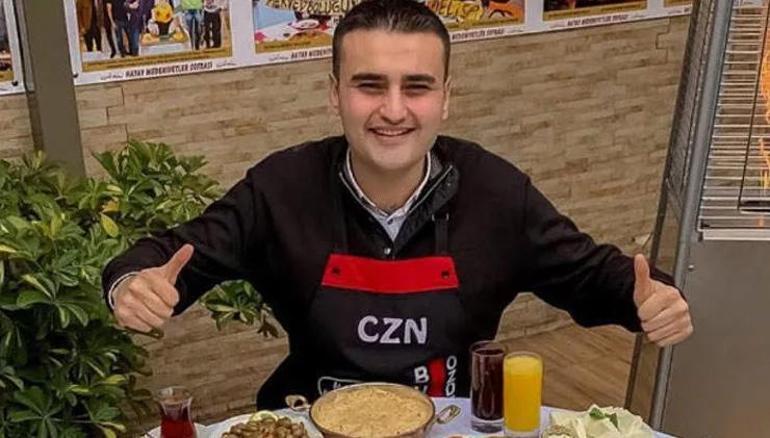 CZN Burak’ın geliri duyanları şaşırttı CZN Burak (Burak Özdemir) kimdir, kaç yaşında ve nereli CZN Burak aylık ne kadar para kazanıyor