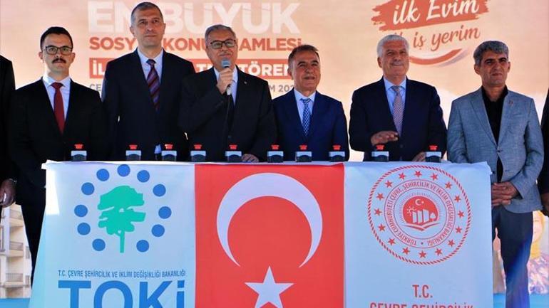 Cumhurbaşkanı Erdoğan Diyarbakır’a bağlandı, sosyal konutların temeli atıldı