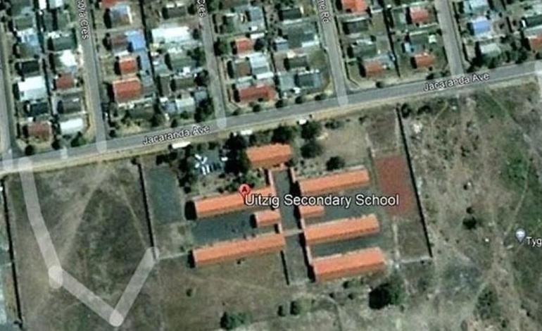 Okula hırsızlar dadandı, geriye beton zemin kaldı
